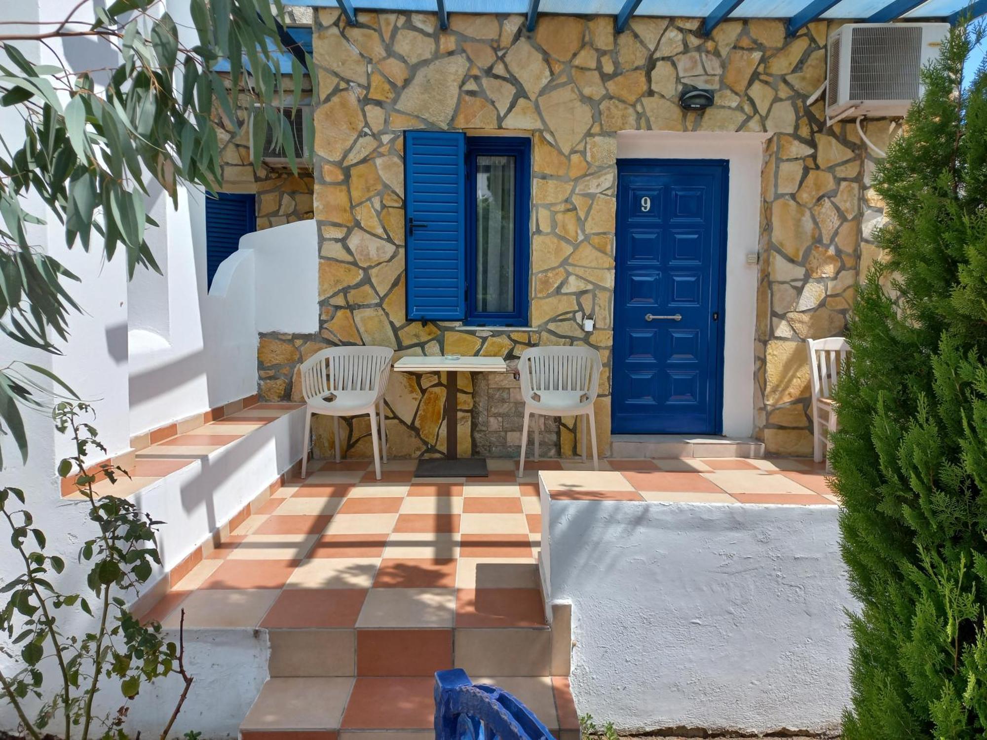 Serifos Palace Livadakia Bagian luar foto