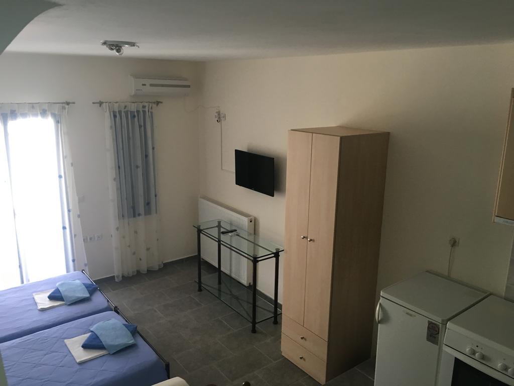 Serifos Palace Livadakia Bagian luar foto