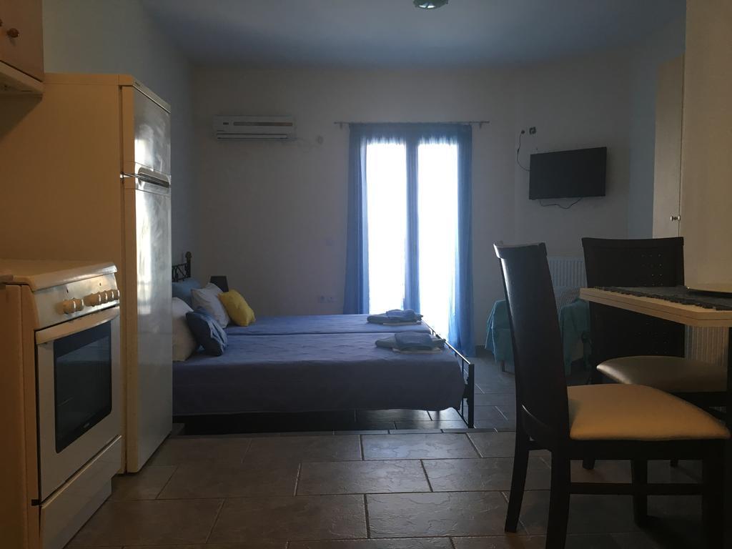 Serifos Palace Livadakia Bagian luar foto
